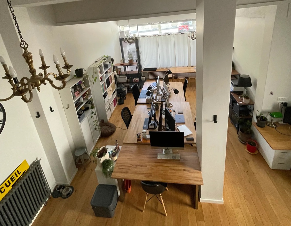 L'étrange fabrique — espace de coworking au centre d'Annecy (Haute-Savoie), à 2 minutes à pied de la gare SNCF